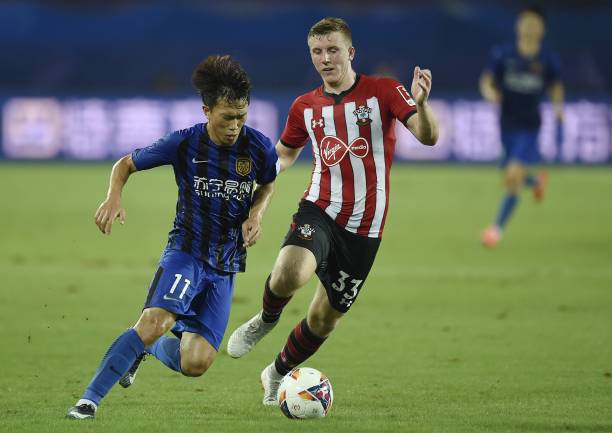 队战袍的意 队战袍的意