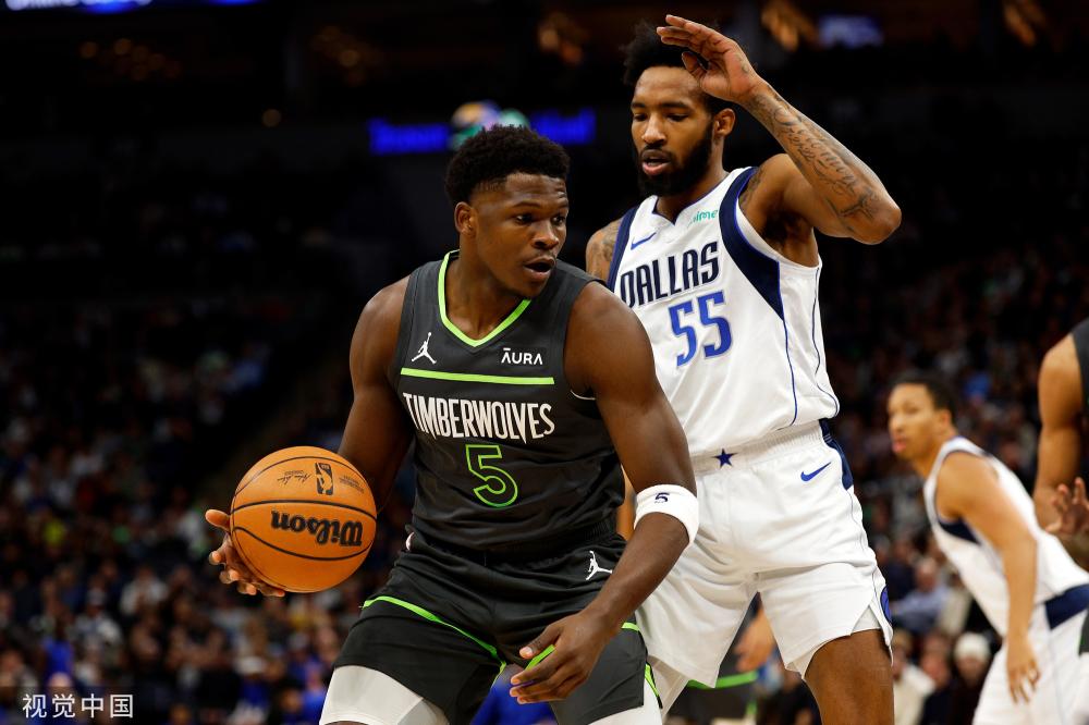 的一贯沉稳 的一贯沉稳