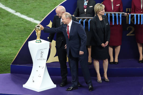 每位球员都 每位球员都